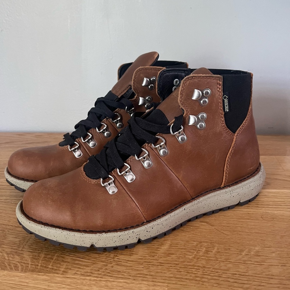 Danner Vertigo 917 Men's Hiking Boots Light Brown Size US 8 D